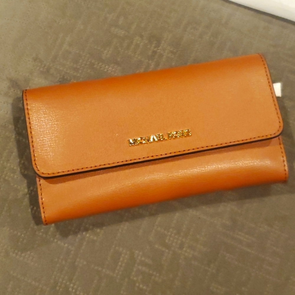 Michael Kors wallet